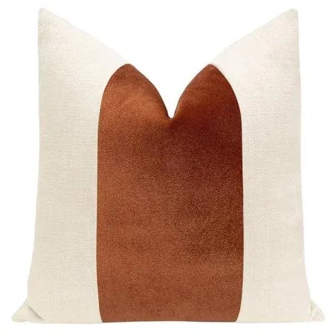 Pair of beautiful 22" natural linen pillows with an amber Venetian velvet center and solid natural linen reverse....
