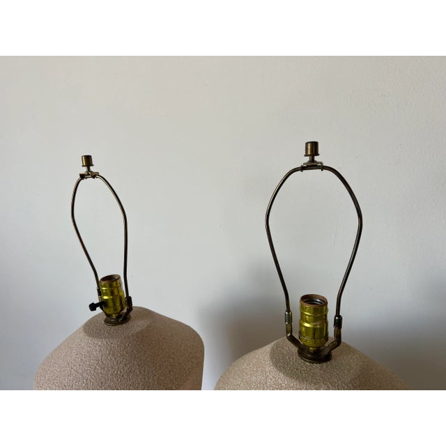 Beige 80's Postmodern Beige Ceramic Table Lamps - a Pair For Sale - Image 8 of 11
