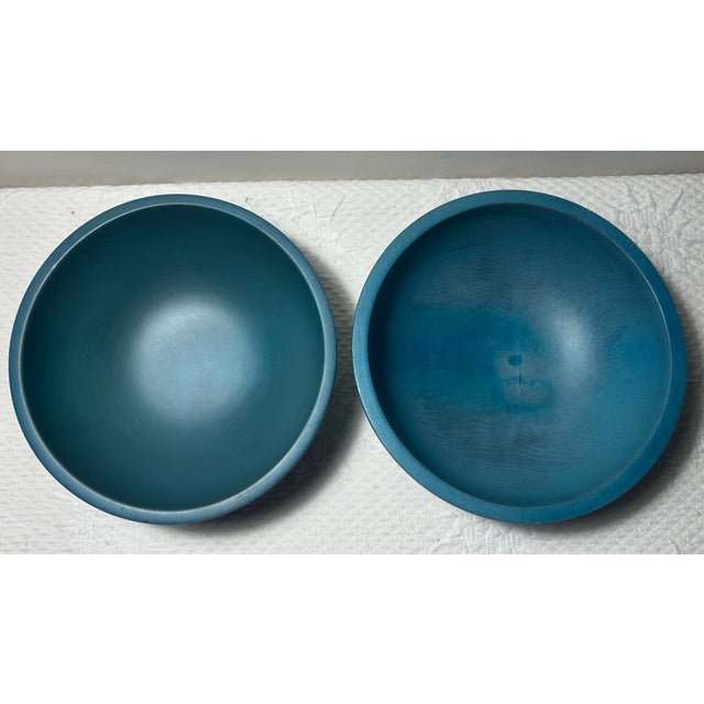 1980s Vintage Pair of Ralph Lauren Wooden Serving Bowls With Under Liners in Blue - 4 pcs For Sale - Image 5 of 12