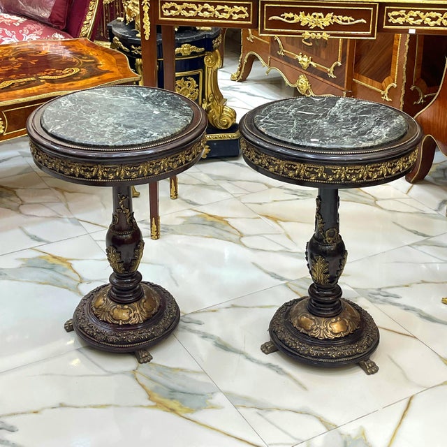 French Set of 2 French-Style Round Side Tables – Marble Tops With Hand-Carved Gilded Wood Frames For Sale - Image 3 of 3