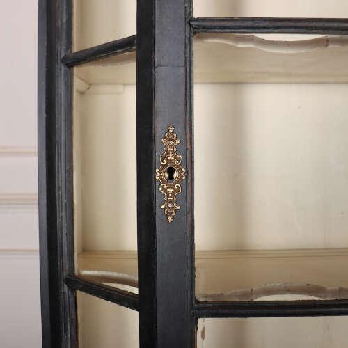 Dutch Painted Vitrine in Pine For Sale - Image 5 of 11