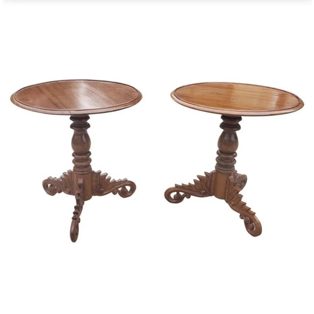 Brown Vintage Pedestal Mahogany Tripod Gator Tail Feet Side Tables, a Pair For Sale - Image 8 of 11