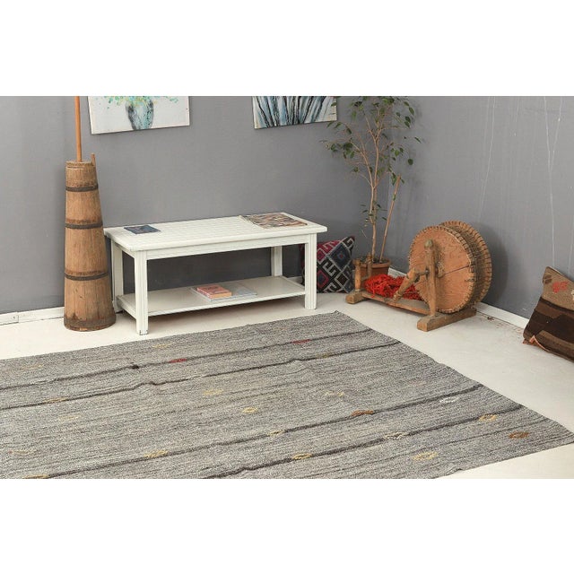 Mid 20th Century Gray Vintage Modern Kilim Rug For Sale In Los Angeles - Image 6 of 7