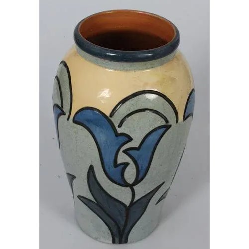 Kuznetsov porcelain factory, ceramics. Height 28.5 cm, diameter 11.5 cm.