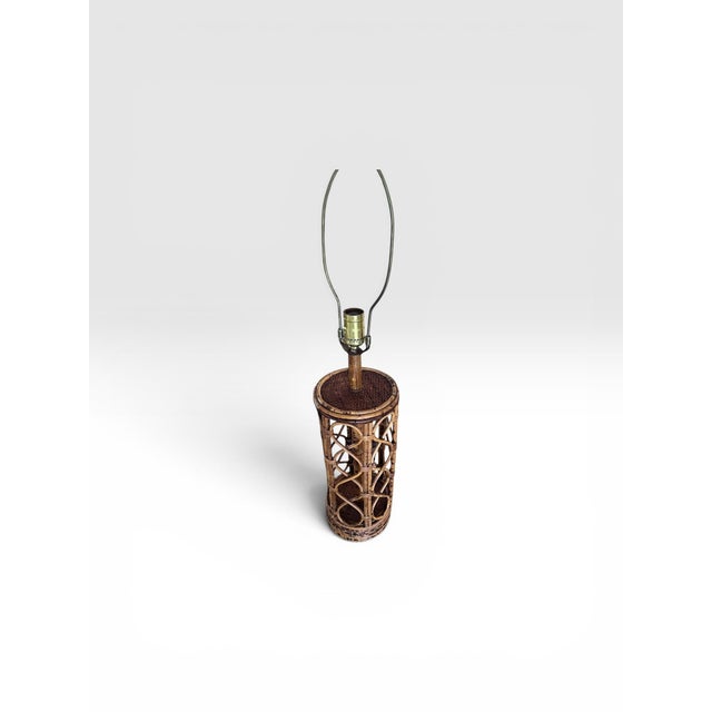 Wood Vintage Coastal Bamboo & Rattan Openwork Table Lamp, 1970s For Sale - Image 7 of 10