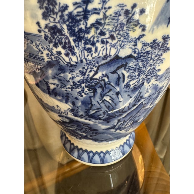 Chinoiserie Landscape Vase For Sale In Miami - Image 6 of 7