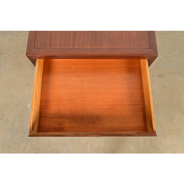 Brown Frank Lloyd Wright for Heritage Henredon Taliesin Mahogany Nightstand or Side Table, Newly Refinished For Sale - Image 8 of 16