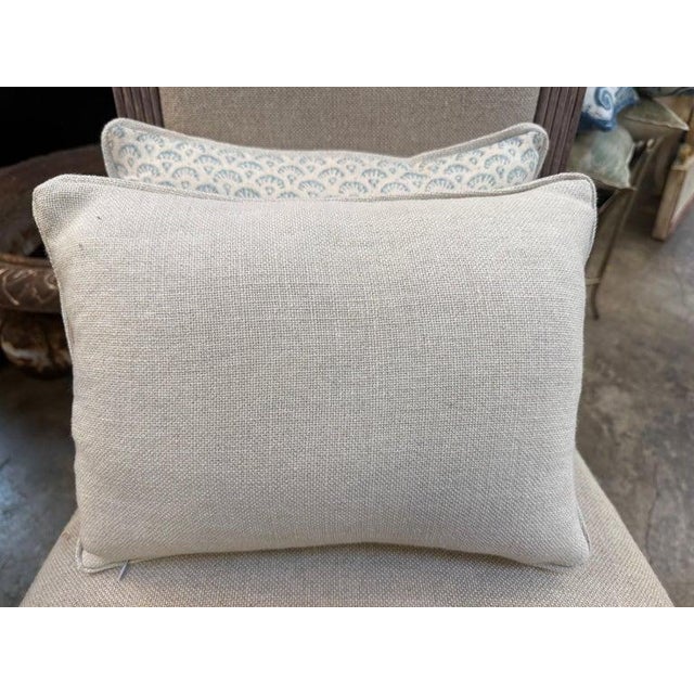 Early 21st Century Artisan Crafted Blue Motif Decorative Pillows in Printed Linen For Sale - Image 5 of 5
