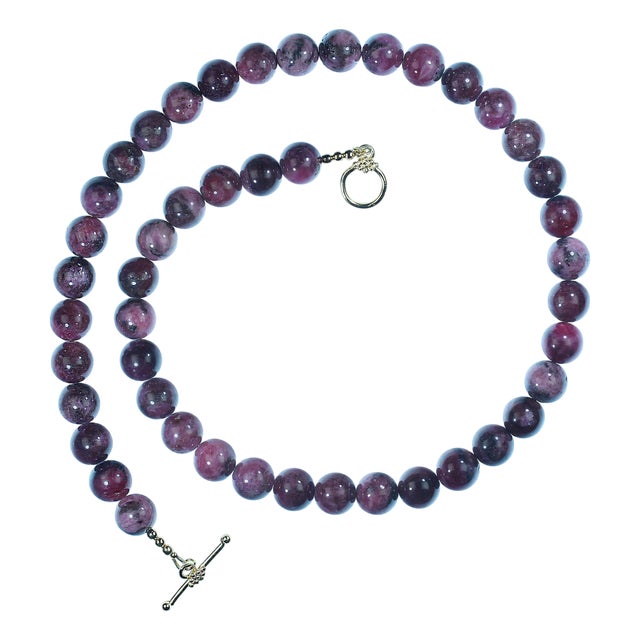Ajd 23.5 Inch Elegant Raspberry Red Rhodonite Necklace For Sale