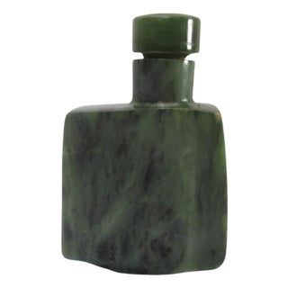 19th Century Squared Spinach Jade Snuff Bottle with Unique Design For Sale