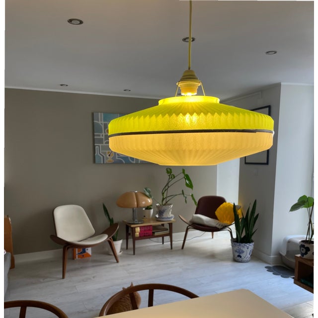 Large Vintage Space Age UFO Pendant Lamp in Green Acrylic, 1970s For Sale - Image 4 of 18
