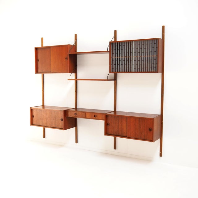 Danish Modular Wall System attributed to Poul Cadovius, 1960s For Sale - Image 11 of 11