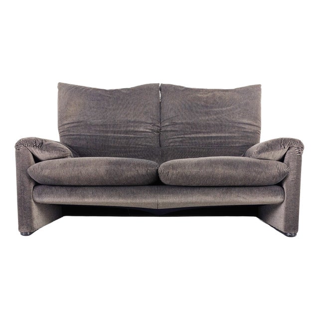 Maralunga Two-Seater Sofa by Vico Magistretti for Cassina For Sale