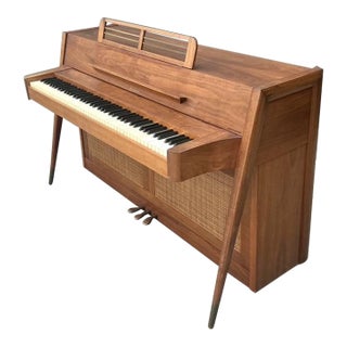 Vintage MCM Baldwin “Acrosonic” Standing Piano For Sale