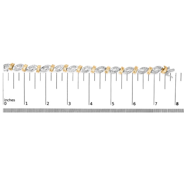 Early 21st Century 14k Two Toned Gold 2.00 Cttw Diamond Bypass and Swirl Link Bracelet (H-I Color, SI1-SI2 Clarity) - 7" Inches For Sale - Image 5 of 5