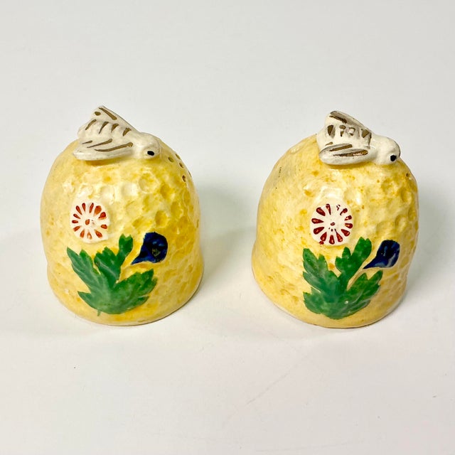 Ceramic 1940s Vintage Boho Chic Arts & Crafts Honeycomb & Bees Salt & Pepper Shakers - A Pair. For Sale - Image 7 of 11