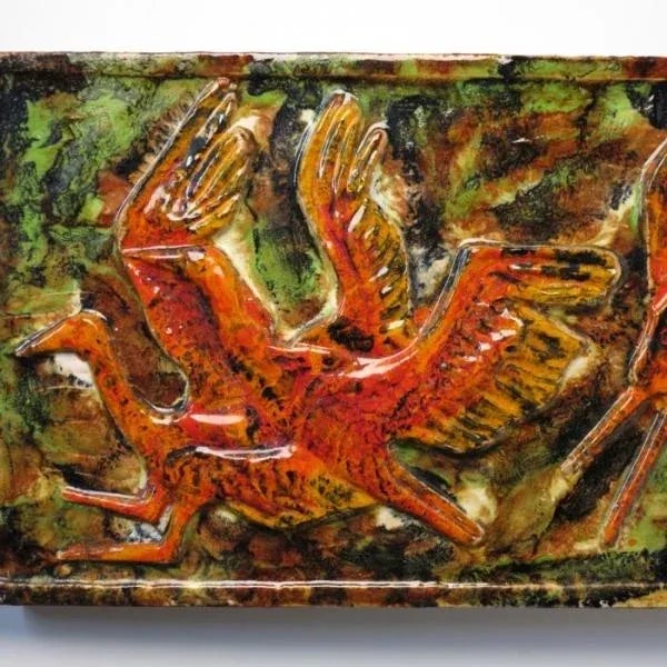 This is a big ceramic wall tile "Kraniche" by Rusche 1950ies, Germany. The item remaines in very good Vintage Condition....