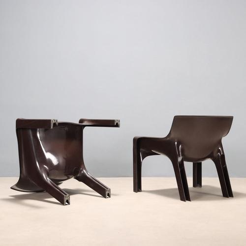 Black Armchairs by Vico Magistretti for Artemide, Italy, 1960s, Set of 2 For Sale - Image 8 of 10