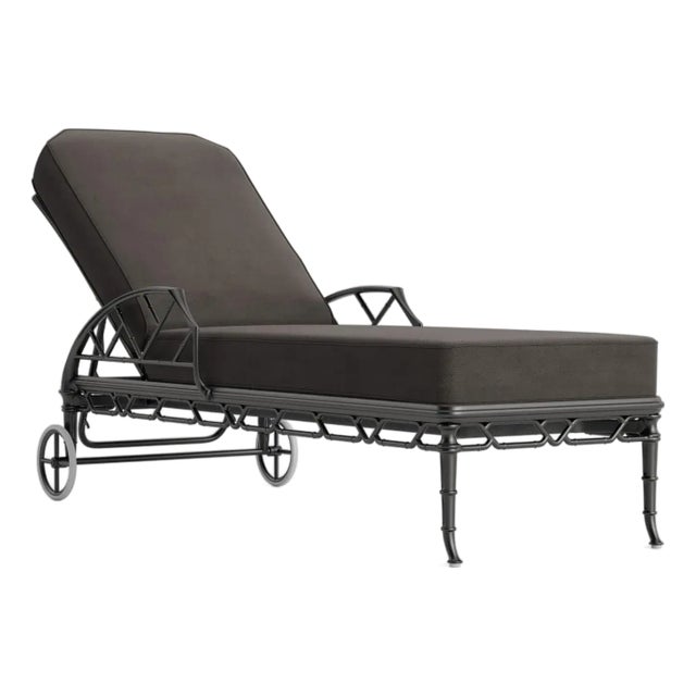 Brown Jordan Calcutta Adjustable Chaise Lounge, Textured Pewter frame with Fusion Charcoal fabric For Sale