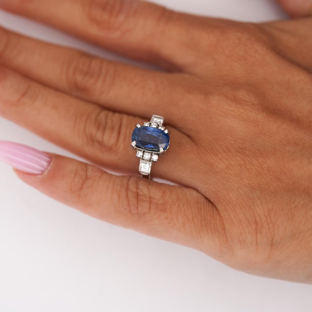 2.51 Carat Oval Blue Sapphire & Mixed Diamond Platinum Filigree Ring, Size 4 For Sale - Image 11 of 12