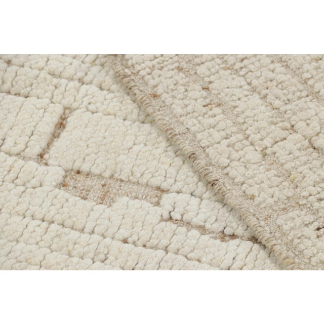 Textile Rug & Kilim’s Contemporary Rug in White with High-Low Geometric Patterns - 6x9 For Sale - Image 7 of 7