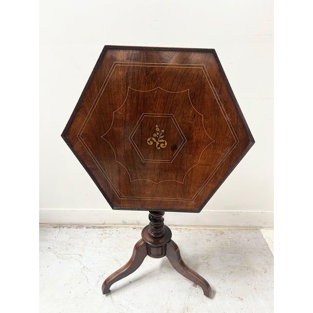 Wood 19th Century Napoleon III Tilting Pedestal Table in Mahogany For Sale - Image 7 of 12