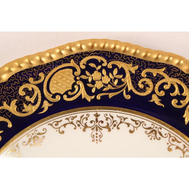 English Set of 12 Coalport for Tiffany & Co 9" Diameter Plates For Sale - Image 3 of 7