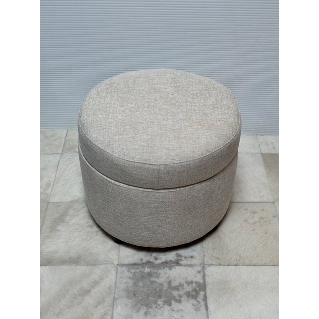 Crate & Barrel Infiniti Storage Ottoman, Oatmeal For Sale In San Francisco - Image 6 of 12