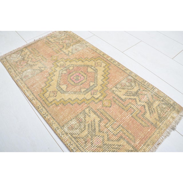 Mid 20th Century Oushak Anatolian Wool Rug For Sale - Image 4 of 5
