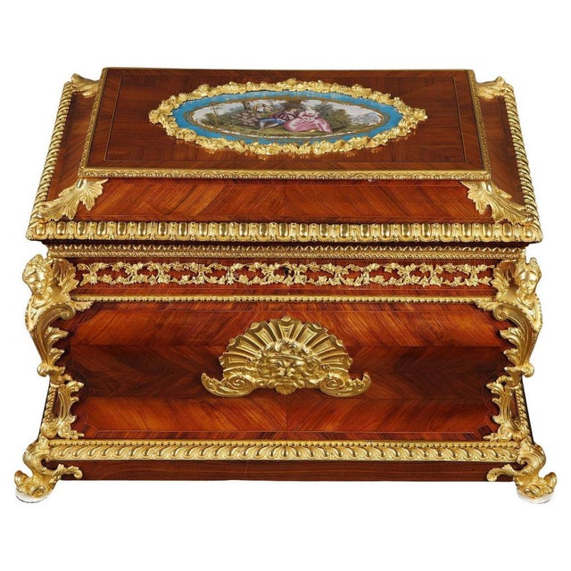 Large Louis XV Style Casket in Rosewood, Gilt Bronze and Porcelain, 1870 For Sale - Image 17 of 17