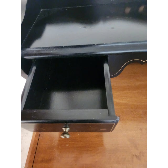 1980s Ethan Allen Hitchcock Style Small Writing Desk For Sale - Image 9 of 11