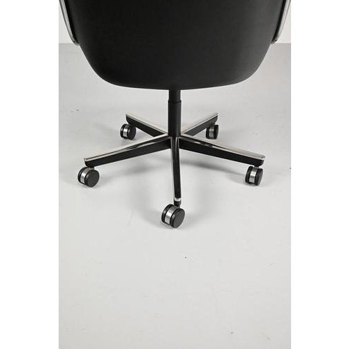 Executive Chair by Charles Pollock for Knoll For Sale - Image 5 of 13