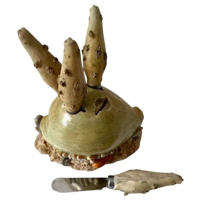 Metal French Cheese Spreader in the Shape of a Shell with Four Knives For Sale - Image 7 of 7
