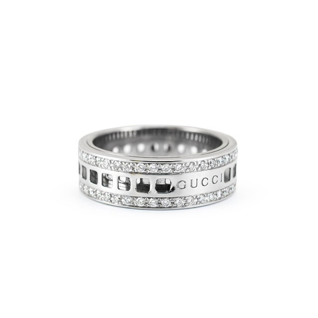 Gucci Men’s Retired Gucci 18k White Gold 0.99ctw Diamond Eternity Spinning Band Ring, Size 10 For Sale - Image 4 of 8