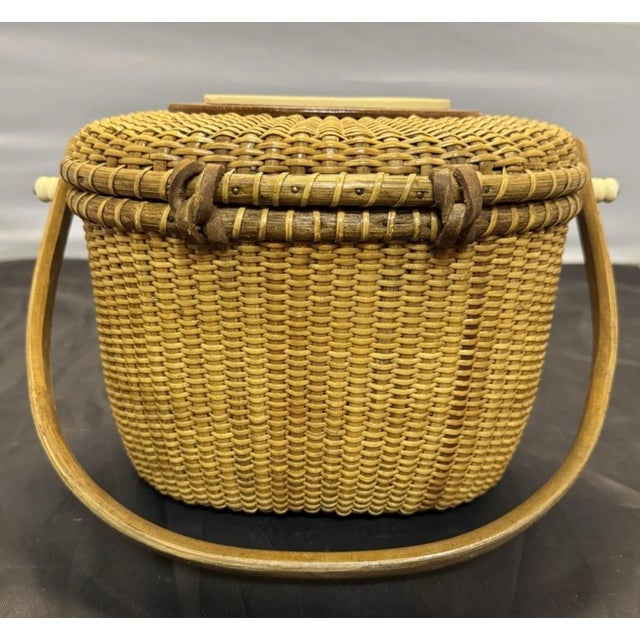 Farnum Nantucket Lightship Pelican Scrimshaw Ivorylite Basket Purse 1988 Signed For Sale - Image 4 of 13