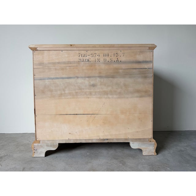 Vintage Link-Taylor Pine Block-Front 4-Drawer Bachelor’s Chest For Sale - Image 10 of 12