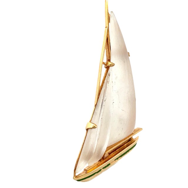 Mid 20th Century Mid 20th Century 14k Yellow Gold Carved Quartz Sailboat Brooch For Sale - Image 5 of 8