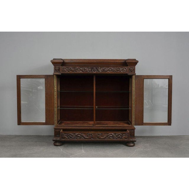 Historicist Oak Display Cabinet, Late 19th Century For Sale - Image 3 of 18