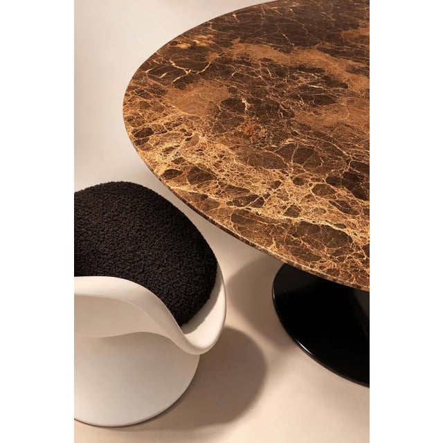 Emperor Marble Tulip Table by Eero Saarinen for Knoll International, 1980s, in Flawless conditions. Designed 1950 to 1959...