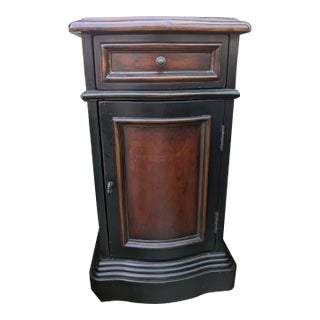 Late 20th Century Seven Seas by Hooker Furniture Accent Chest or Nightstand For Sale