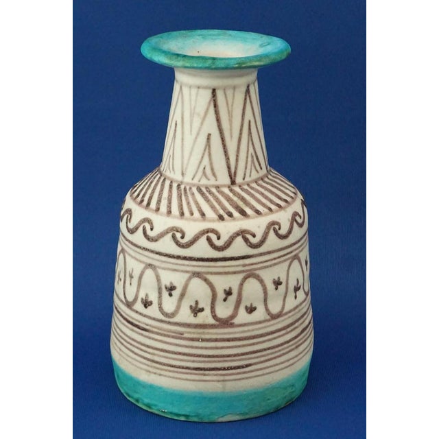 Mid-Century Modern Early 1900s Century ceramic vase by Guido Gambone from CAS Vietri manufacturing, Vietri, Italy For Sale - Image 3 of 16