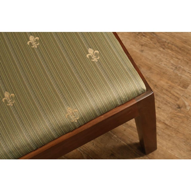 Late 20th Century Kittinger Williamsburg Adaptation Mahogany Footstool For Sale - Image 5 of 18