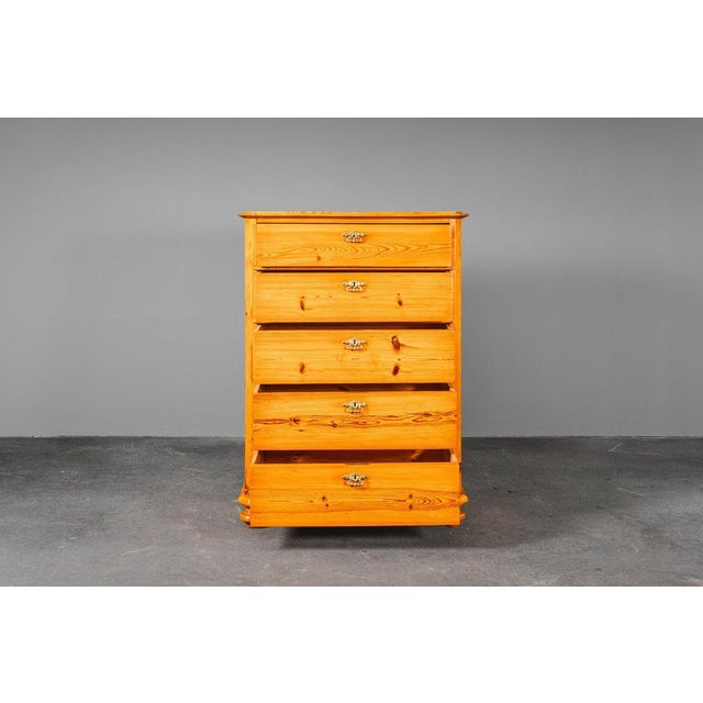 Biedermeier Style Chest of Drawers in Pine For Sale - Image 3 of 18