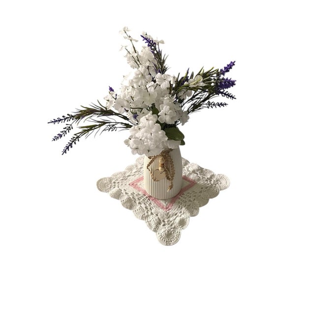 10" X 9" Set of 2 Vintage Square Shaped Doily Crochet Spring White Light Pink Farmhouse Shabby Chic Traditional Cottage For Sale - Image 4 of 4