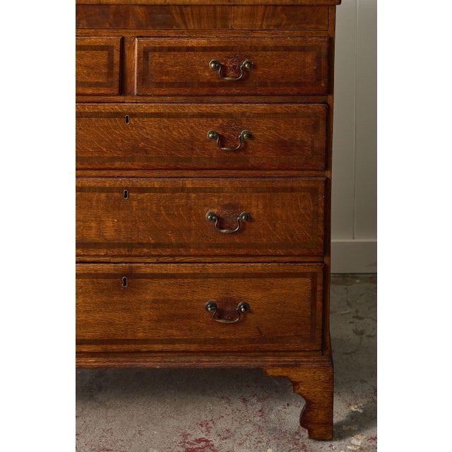 English 19th Century Oak and Mahogany Crossbanded Two Over Three Chest of Drawers For Sale - Image 3 of 9