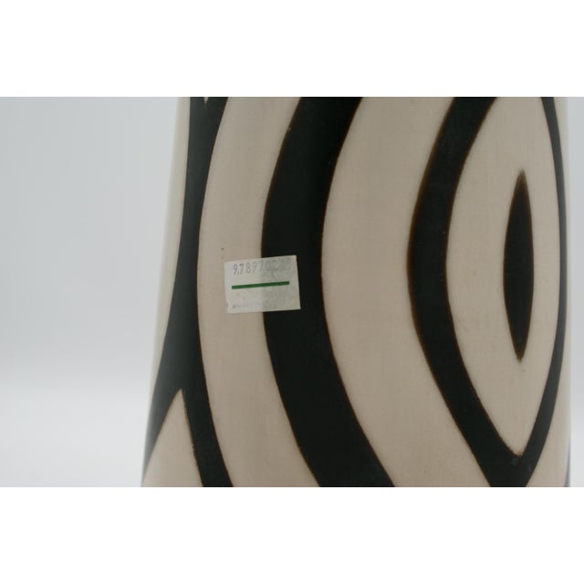 Late 20th Century Late 20th Century Black & Ivory Geometric Chulucanas Pottery Lamp For Sale - Image 5 of 8
