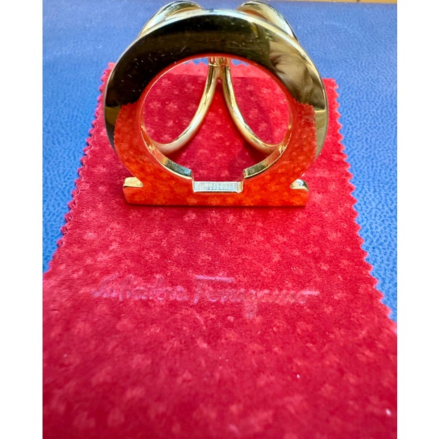 Metal Salvatore Ferragamo Ganchini scarf ring gold Tone, Large Size For Sale - Image 7 of 18