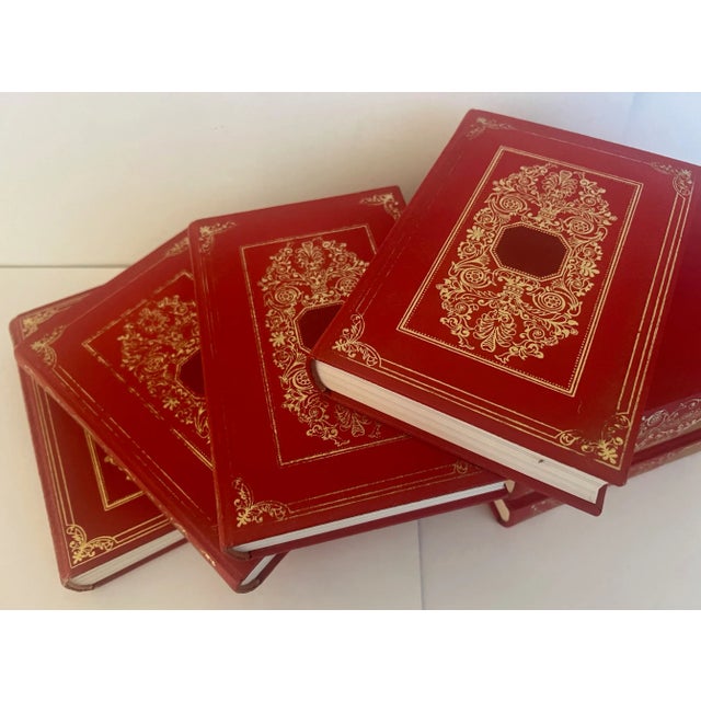 1960s Vintage French Book Set "Les Grands Romans Historiques", C. 1968-Set of 7 For Sale - Image 5 of 12
