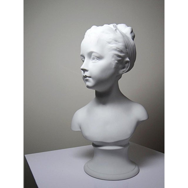 White Bust of Louise Brongniard After Houdon in White Biscuit Porcelain, 1930s For Sale - Image 8 of 13