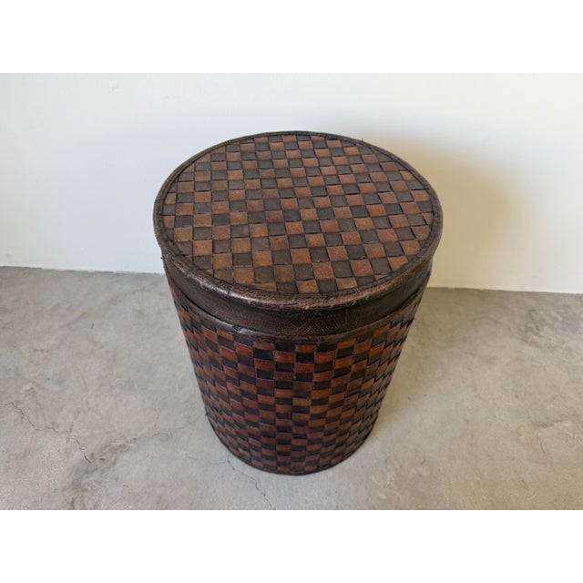 Wood 1990s Vintage Woven Leather Checkered Brown Storage Side Table With Removable Lid For Sale - Image 7 of 12